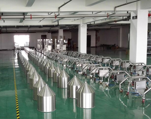 慶賀，星格辣椒醬灌裝機走進開封俏辣妹(圖3)