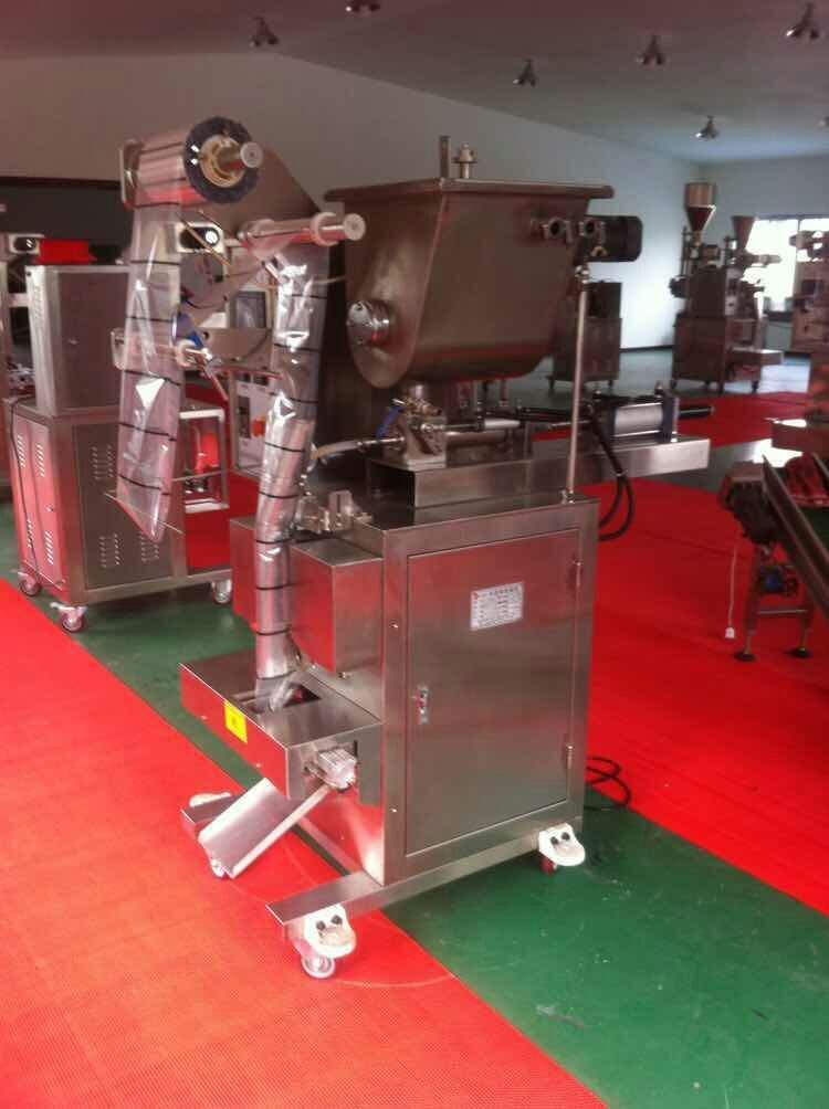 熱銷產(chǎn)品推薦:小型火鍋底料包裝機(圖1)