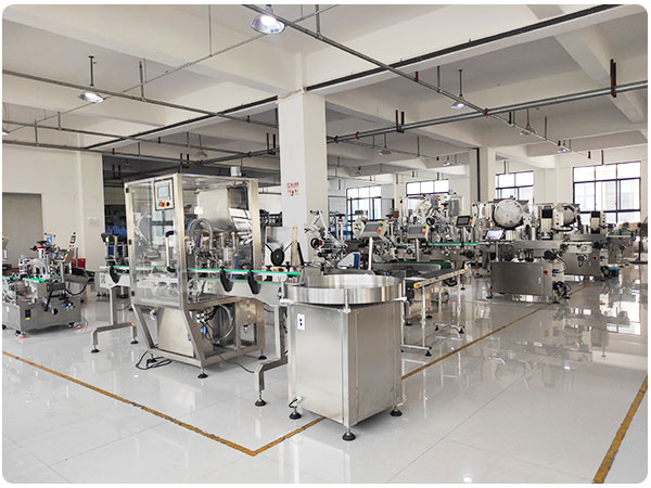 小型辣椒醬自動灌裝機生產(chǎn)線多少錢一臺(圖1)