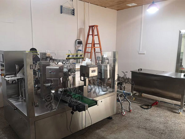 螺螄粉醬料包裝機加工生產設備正確使用方法(圖1) 螺螄粉醬料包裝機加工生產設備正確使用方法(圖1)