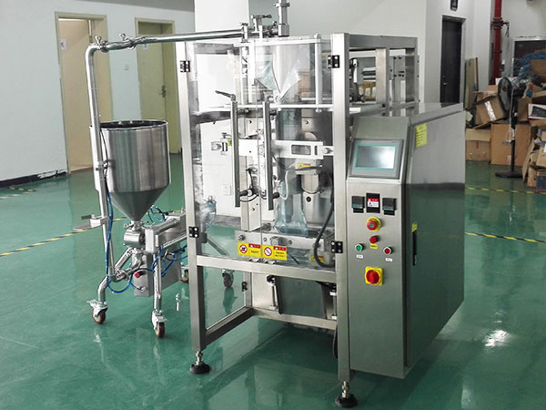全自動(dòng)醬料包裝機(jī)設(shè)備那個(gè)包裝效果好(圖1) 全自動(dòng)醬料包裝機(jī)設(shè)備那個(gè)包裝效果好(圖1)
